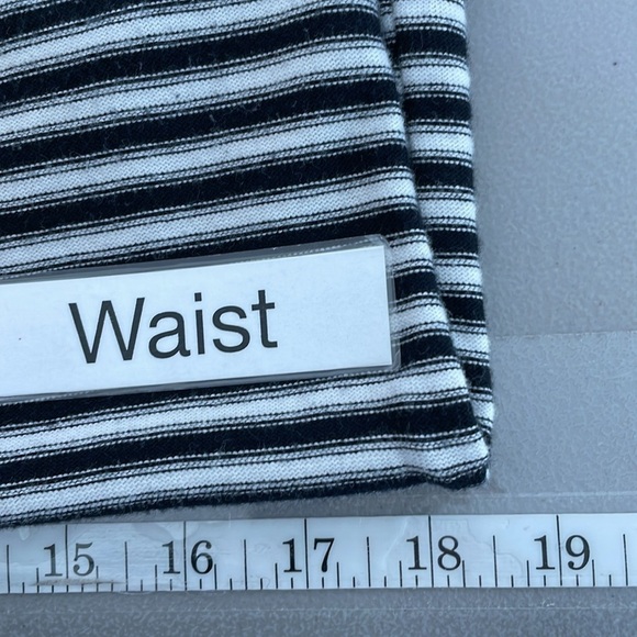 We The Free Sweater Dress Women's Small Black White Striped Open Back Shift - Picture 13 of 15